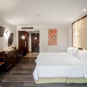 Superior Double or Twin Room Garden View